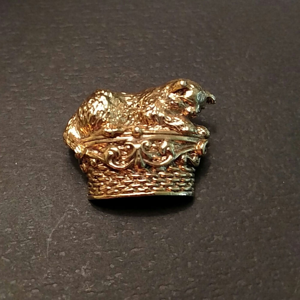 COPY - 1928 Co. Kitty On Basket Brooch Vintage